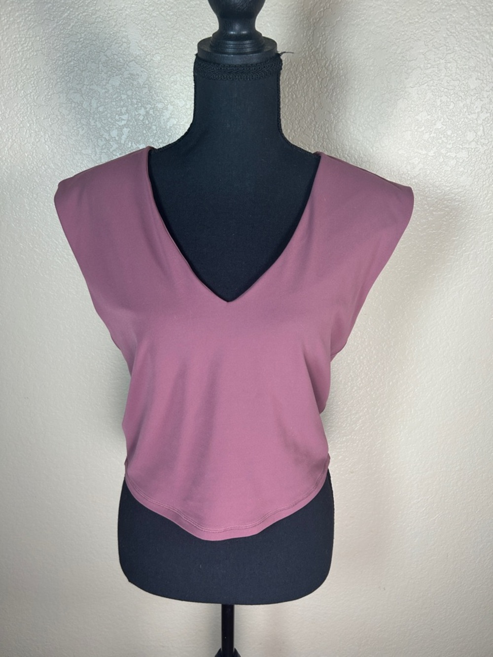 Athleta Dusty Rose V-Neck Active Tank Top Small